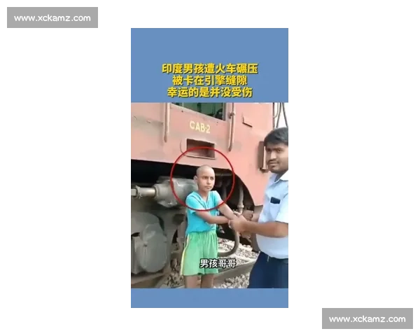 3 岁弟弟玩耍时推哥哥落水,幸水沟浅未受伤 3 岁弟弟玩耍时推哥哥落水,幸水沟浅未受伤